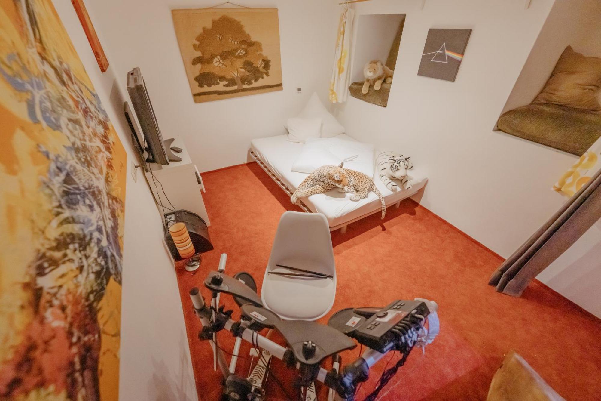 Dmg - 'Large, Luxurious Ground Floor' Apartment Fulpmes Eksteriør billede